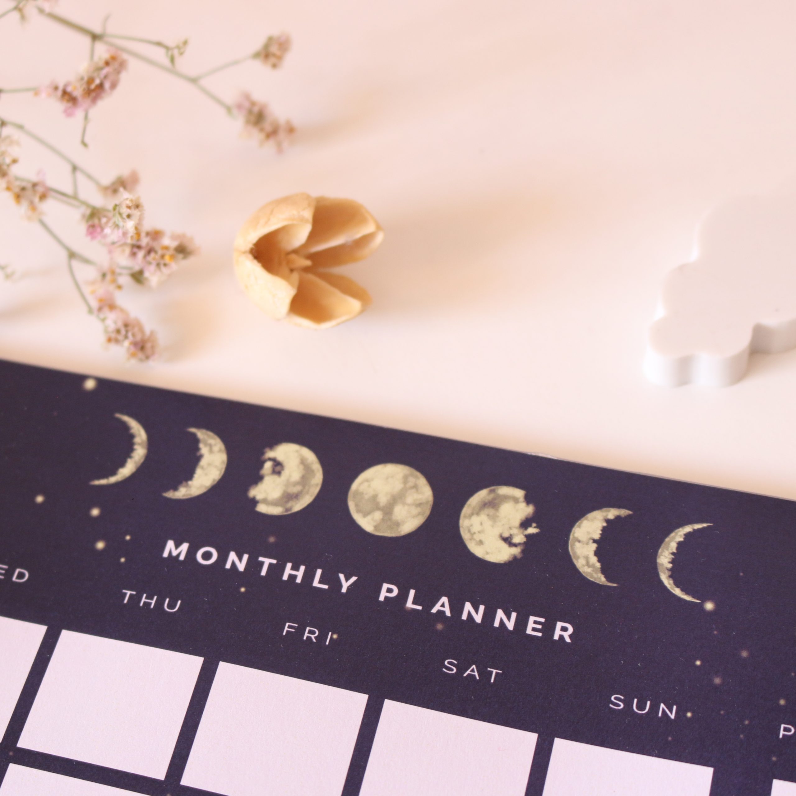Monthly planner buy